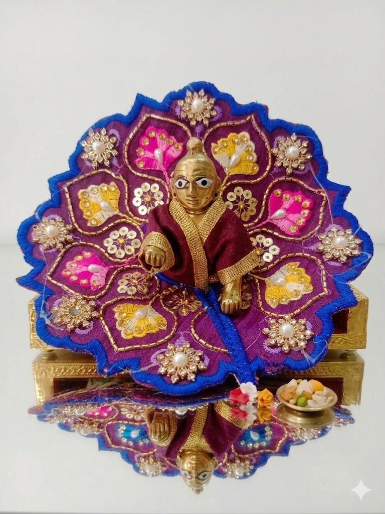 Aesthetic Poshak for Laddu Gopal